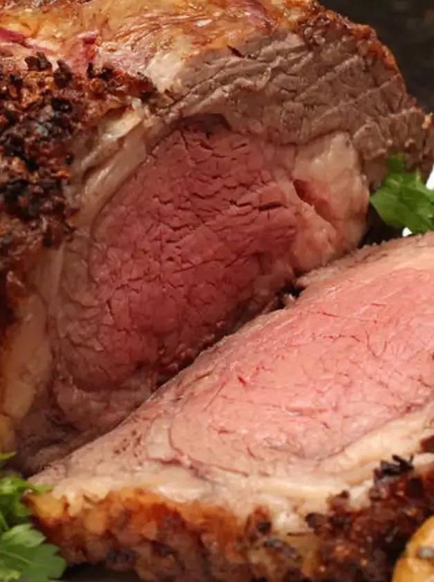 Onion-Crusted Beef Prime Rib Roast