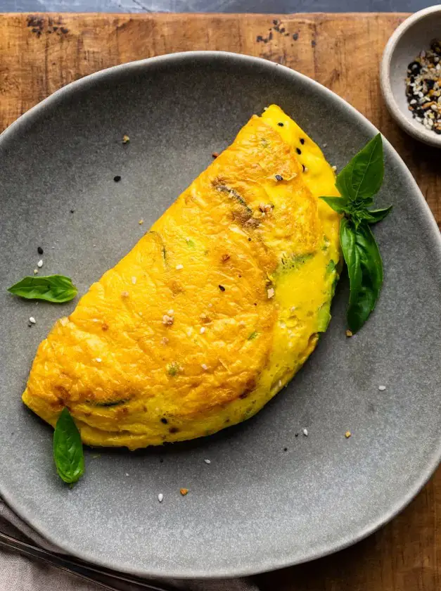 Spinach And Avocado Omelette