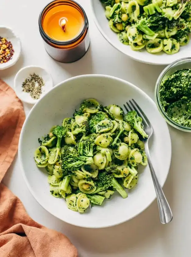 Fresh Vegan Kale Pesto Pasta