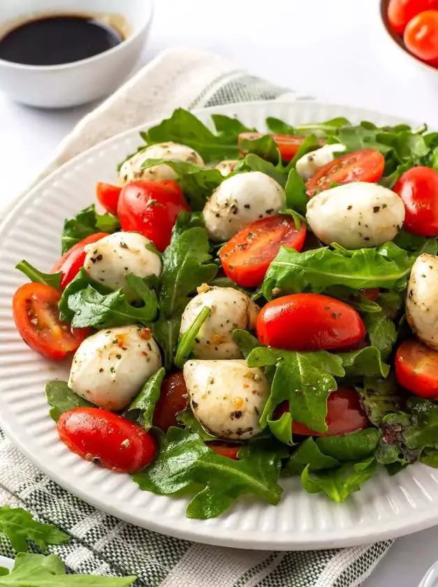 Arugula Caprese Salad