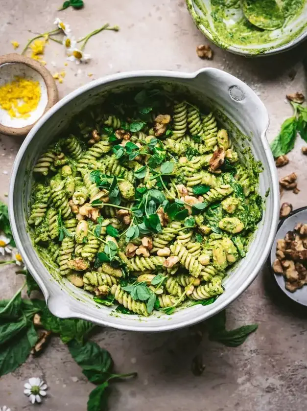 Easy Vegan Pesto Pasta Salad