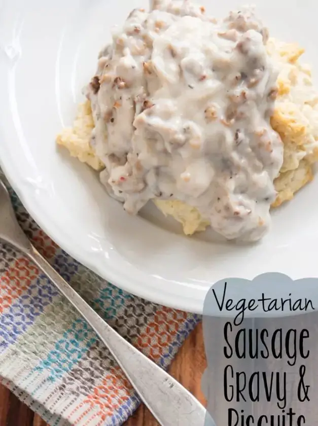 Vegetarian Sausage Gravy and Biscuits