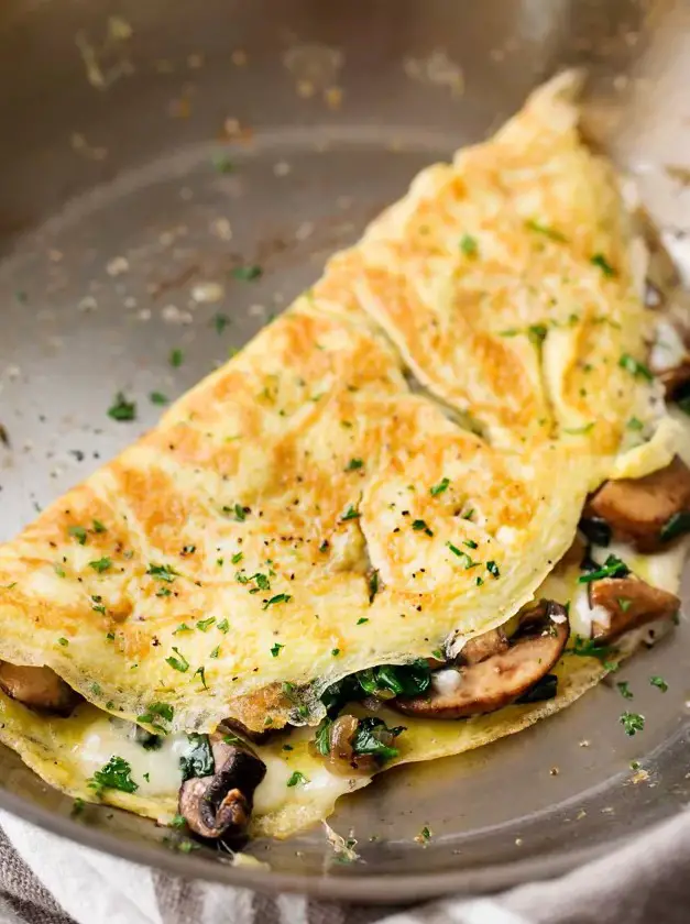 Cheesy Mushroom and Spinach Omelet