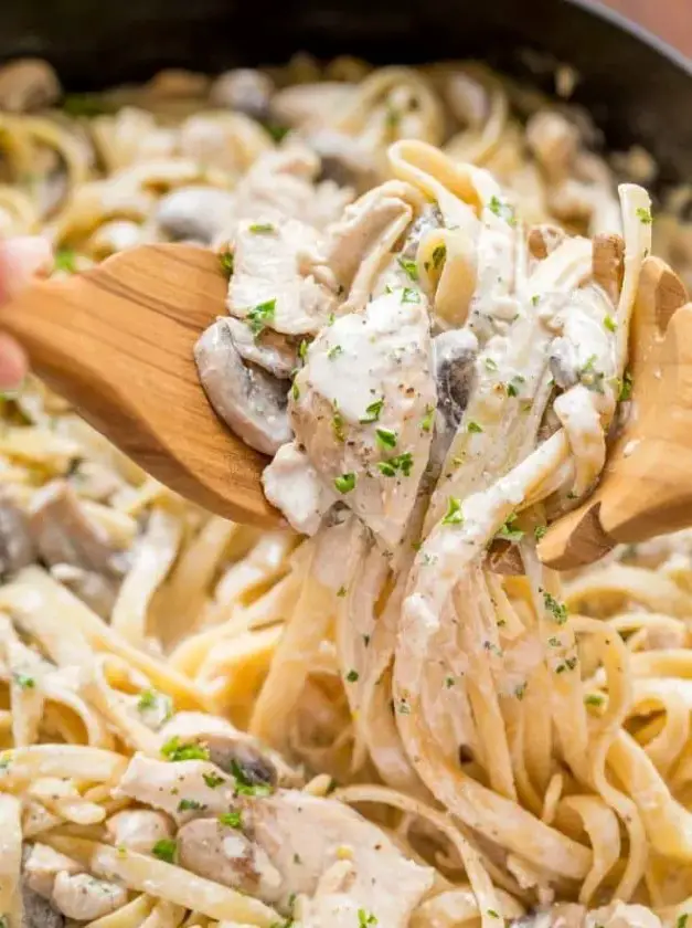 Mom’s Chicken Fettuccine Alfredo