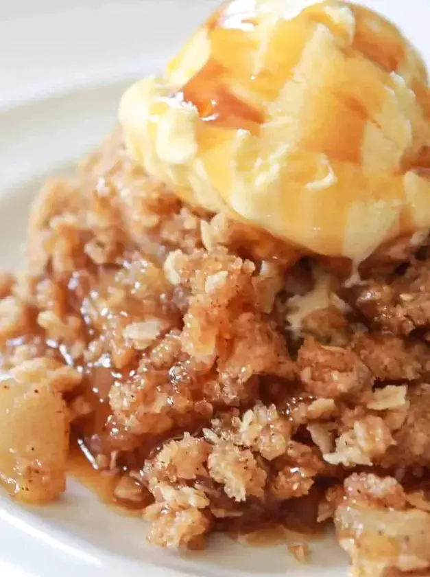 Easy Apple Crisp Skillet With Oats