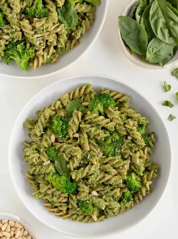 Vegan Broccoli Pesto Pasta